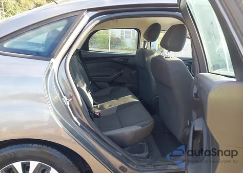 2013 Ford Focus S из США, поврежденный, VIN 1FADP3E25DL186170